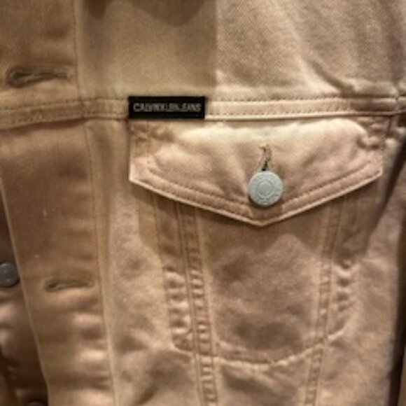 color: Bronx Light, Jean Jacket from Calvin Klein - Picture 4 of 5